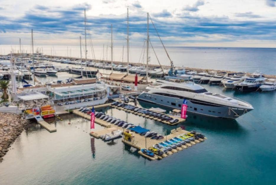 Apartamento En Lujoso Puerto Deportivo 阿尔啼 外观 照片